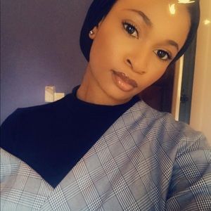 Meet your Posher, Ebrima